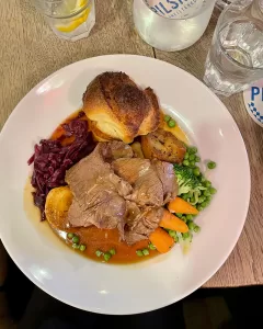 Tradiční anglický Sunday Roast