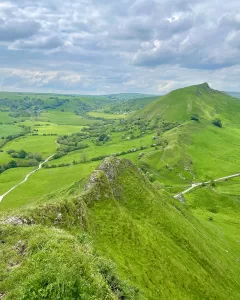 Výhled z Chrome Hill v národním parku Peak District