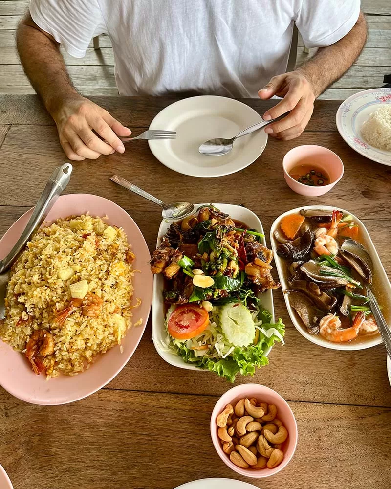 Kam na jídlo v Ayutthaya