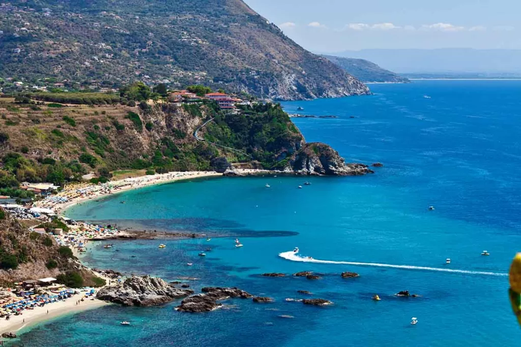 Capo Vaticano, Jižní Itálie